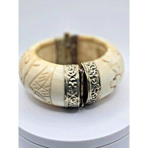 Vintage Carved bovine Bone Brass Hinged Pull Pin Bracelet Bangle